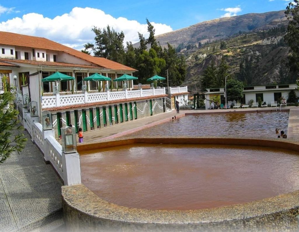 Baños Termales de Monterrey Ancash