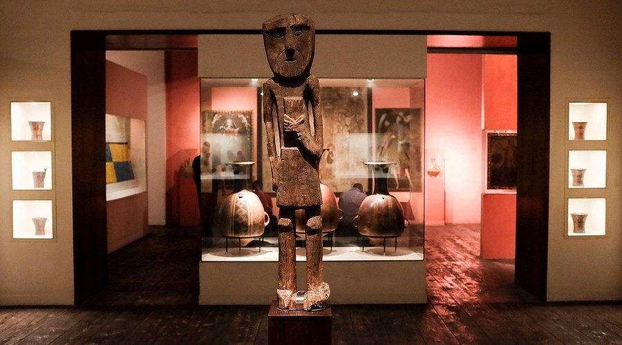 Interior del Museo Larco Figuras