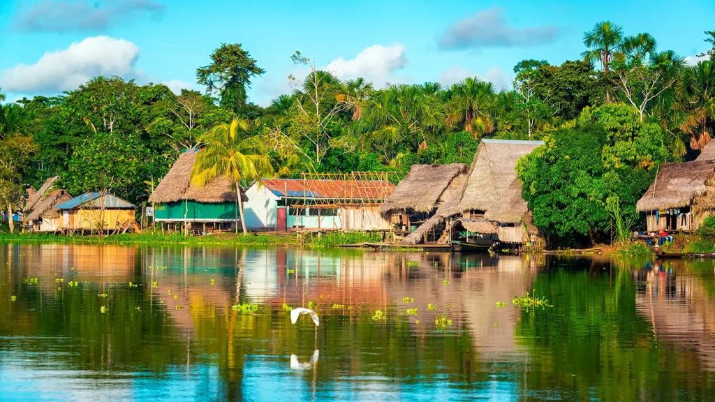 Vista del Rio Amazonas en Iquitos